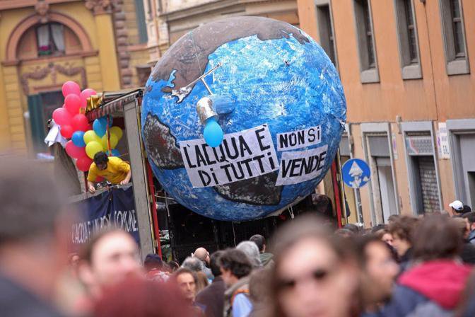 acqua non si vende