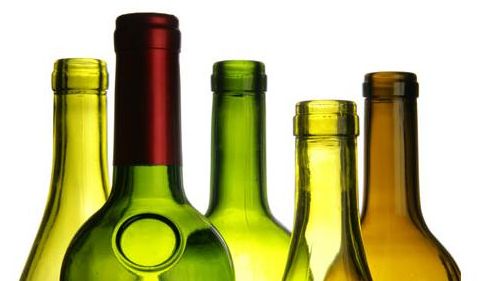 Il riciclo del vetro sbarca su Facebook e diventa un gioco tra amici Il riciclo del vetro sbarca su Facebook e diventa un gioco tra amici