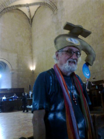 Napoli come Parigi, l'acqua è di nuovo pubblica Napoli come Parigi, l'acqua è di nuovo pubblica