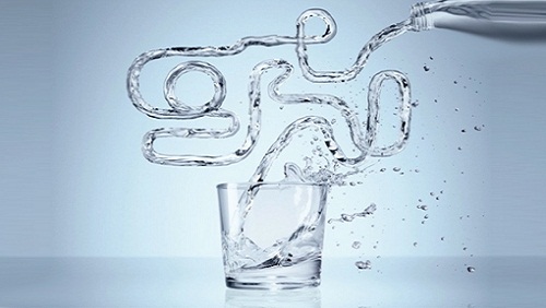 Etichetta per l’acqua di rubinetto, la sfida di Coop alle acque minerali Etichetta per l’acqua di rubinetto, la sfida di Coop alle acque minerali