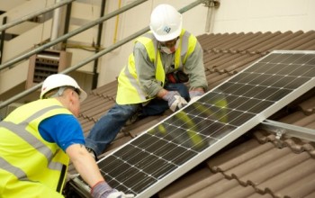 montaggio pannelli Sbloccato il Fondo Kyoto da 600 milioni per incentivare le rinnovabili