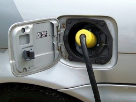 Incentivi auto elettriche 2012 presto in arrivo