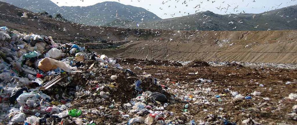Rifiuti: dall'Ue multa di 56 milioni all'Italia per le discariche illegali e incontrollate