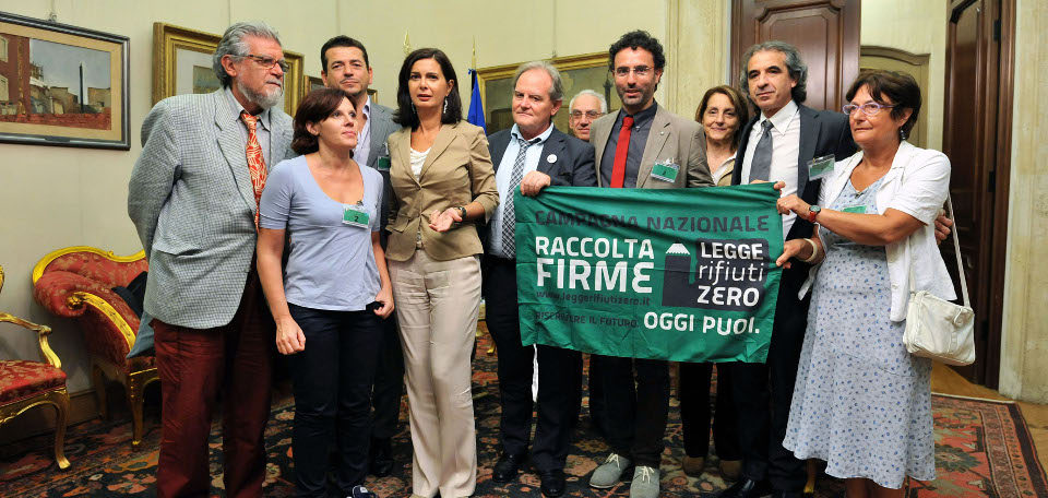 La proposta di Legge Rifiuti Zero supera le 80 mila firme, consegnate alla Presidente Boldrini
