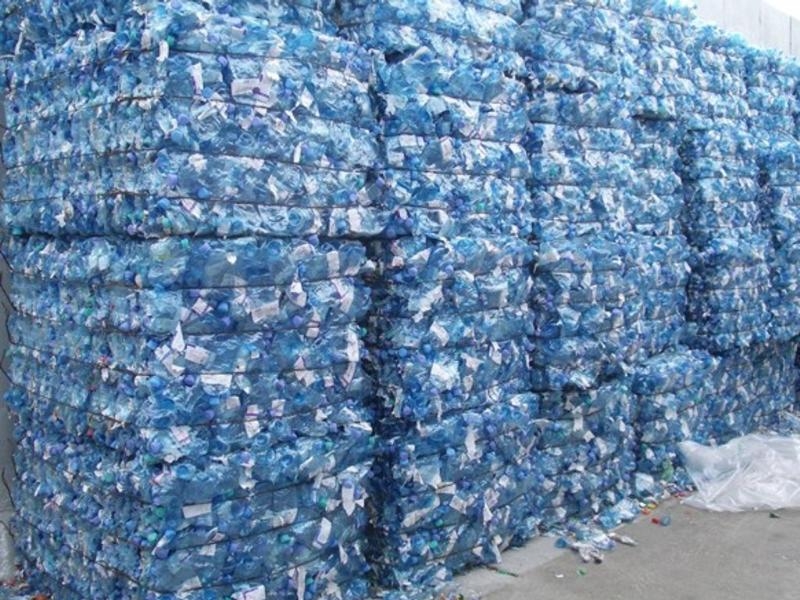 UE: 'Tutti gli imballaggi plastici sul mercato europeo, riciclabili entro il 2030'
